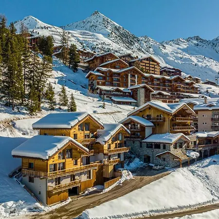 Hotel Carlina By Les Etincelles 4*
