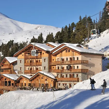 Hotel Carlina By Les Etincelles 4*
