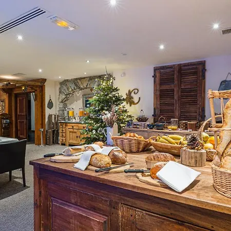 Carlina By Les Etincelles Hotel 4*