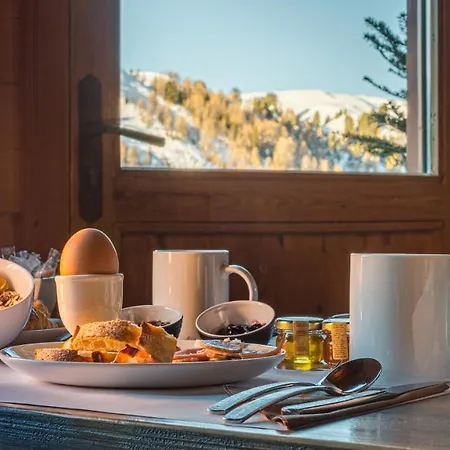 Hotel Carlina By Les Etincelles La Plagne